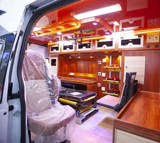 察布查尔锡伯车辆内部展示