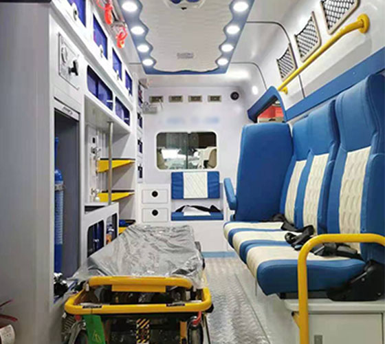 察布查尔锡伯车辆内部展示